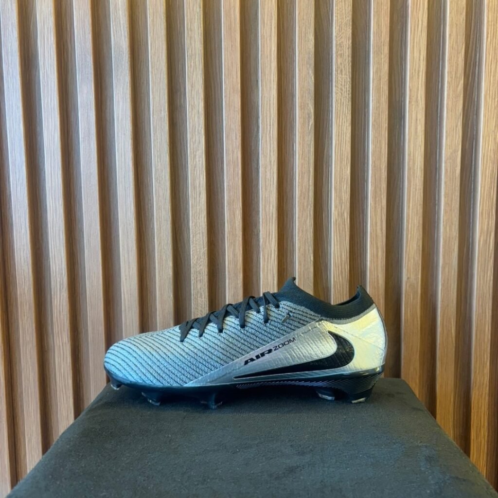 Nike Air Zoom Mercurial Vapor 16 Elite FG preto e prata