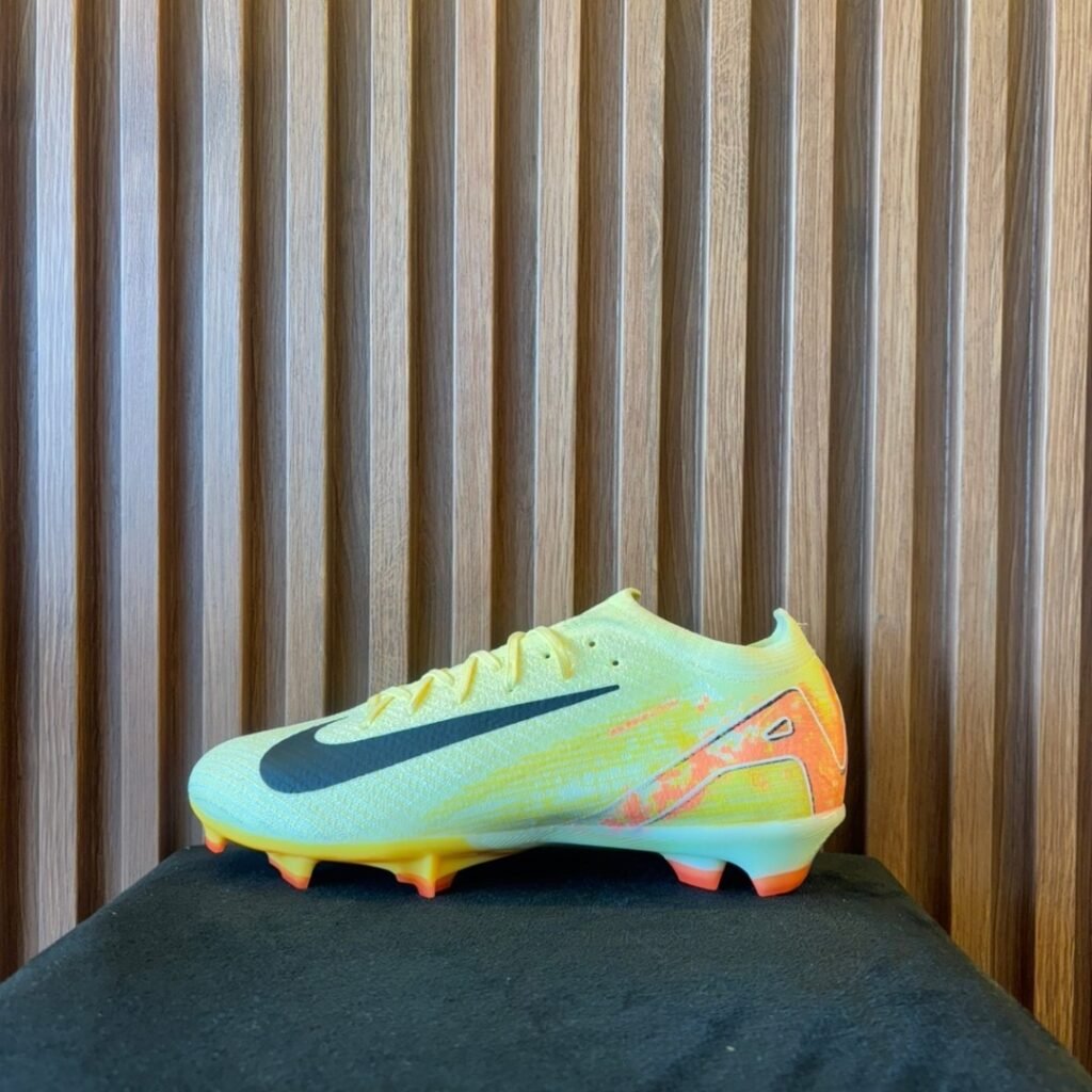 Nike Mercurial Vapor 16 "Kylian Mbappé