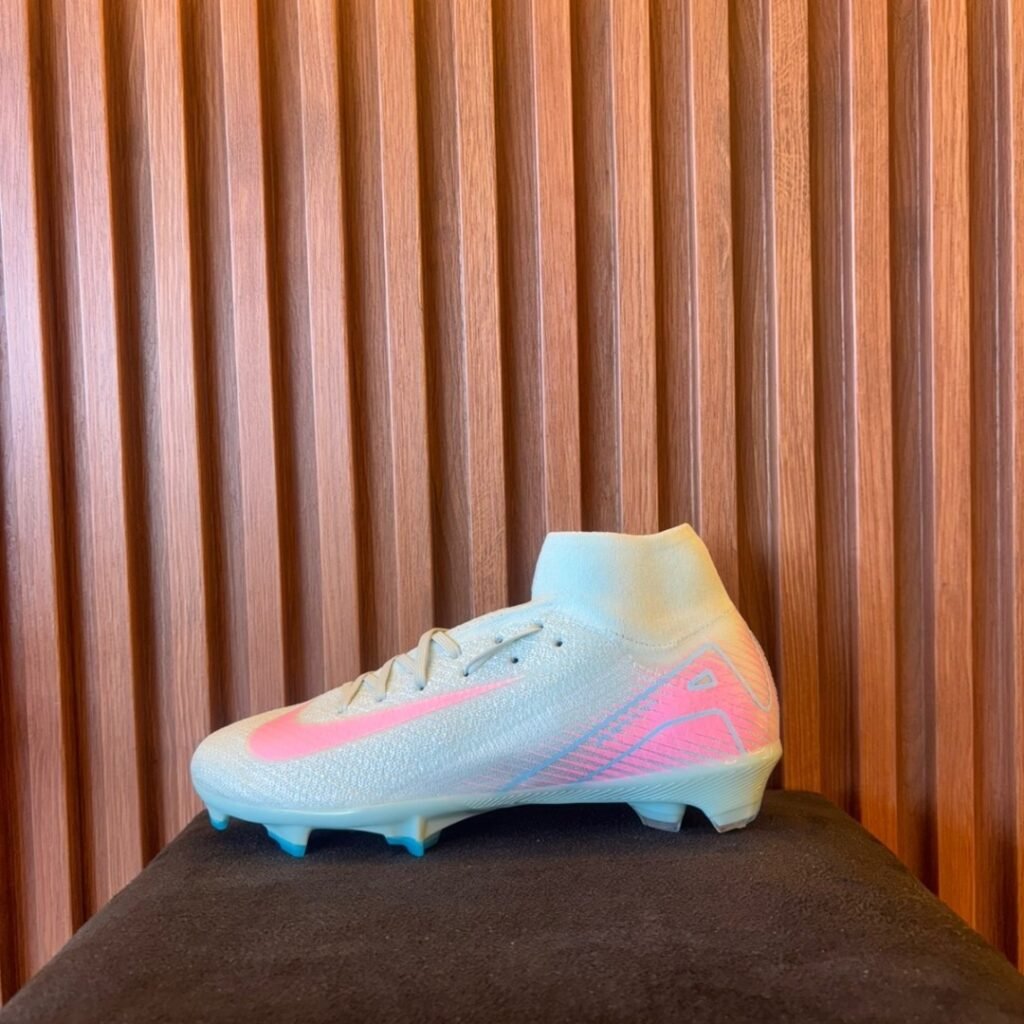 Chuteira Nike Air Zoom Mercurial Superfly 10 verde-menta-rosa
